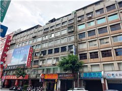 鄰近長安居社區推薦-北峰鴻運企業大樓，位於台北市中山區